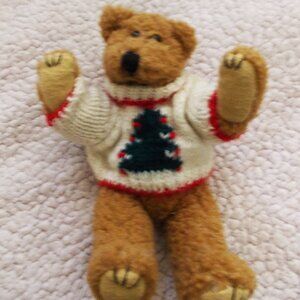 Vintage Berkeley Designs Jointed Christmas Bear